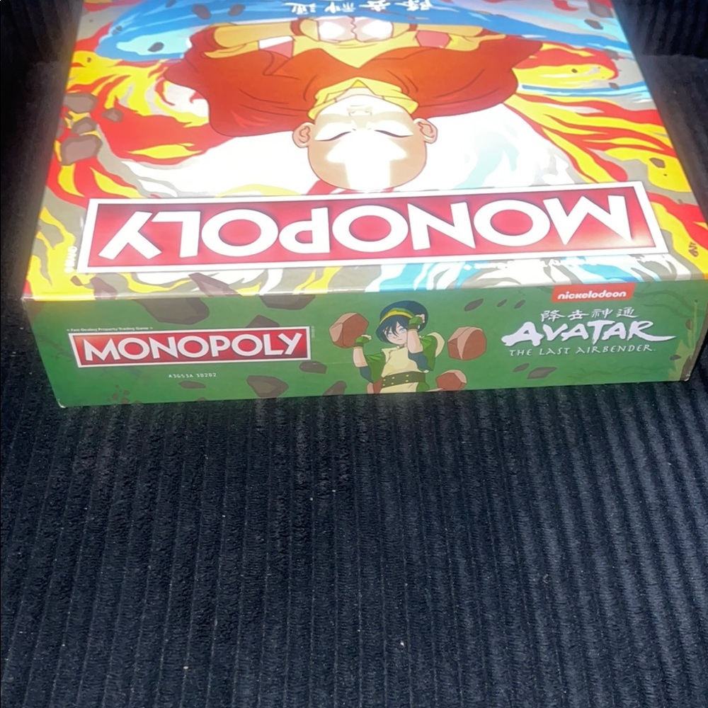 Monopoly Avatar The Last Airbender Board Game - Picture 4 of 5